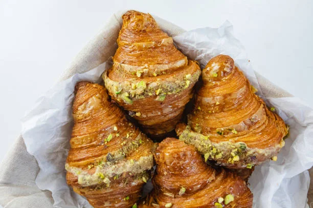 Слоёные изделия с начинкой без упаковки